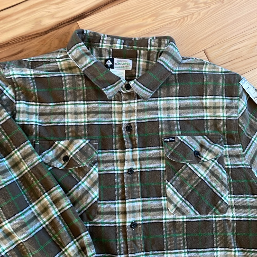 LRG flannel shirt. Washed once, never worn. Perfect condition